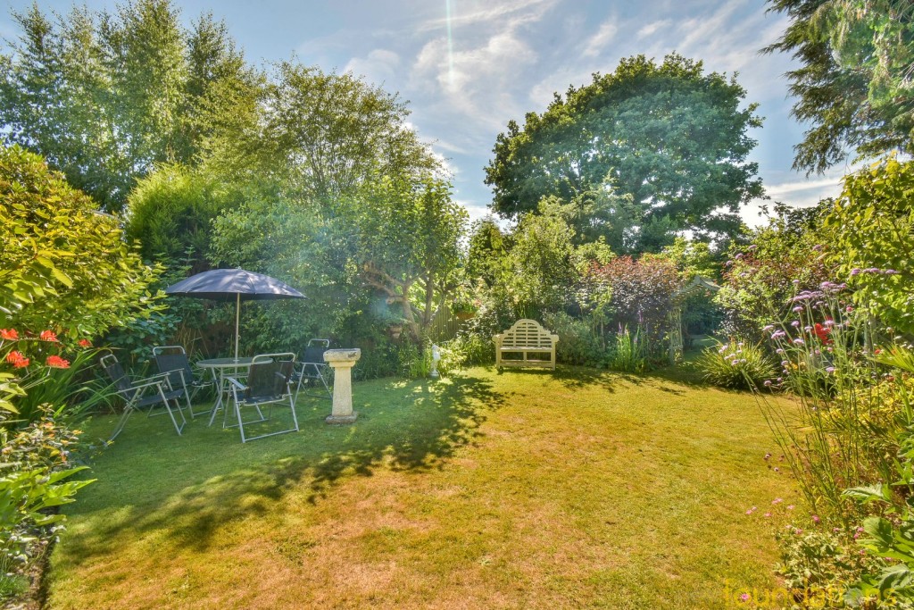 Images for Peartree Lane, Bexhill-on-Sea, East Sussex EAID:3719479022 BID:13173601