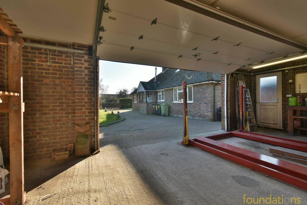 Images for Thorne Crescent, Bexhill-on-Sea, East Sussex EAID:3719479022 BID:13173601