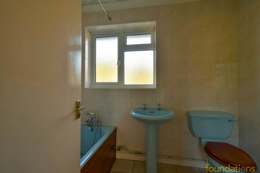 Images for Thorne Crescent, Bexhill-on-Sea, East Sussex EAID:3719479022 BID:13173601