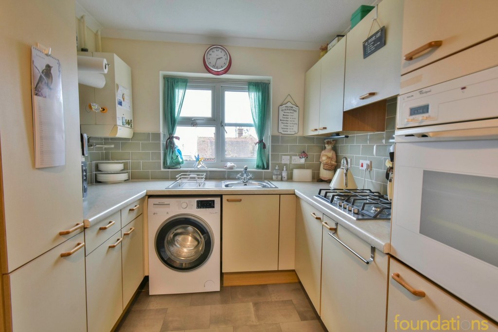 Images for Rotherfield Avenue, Bexhill-on-Sea, East Sussex EAID:3719479022 BID:13173601