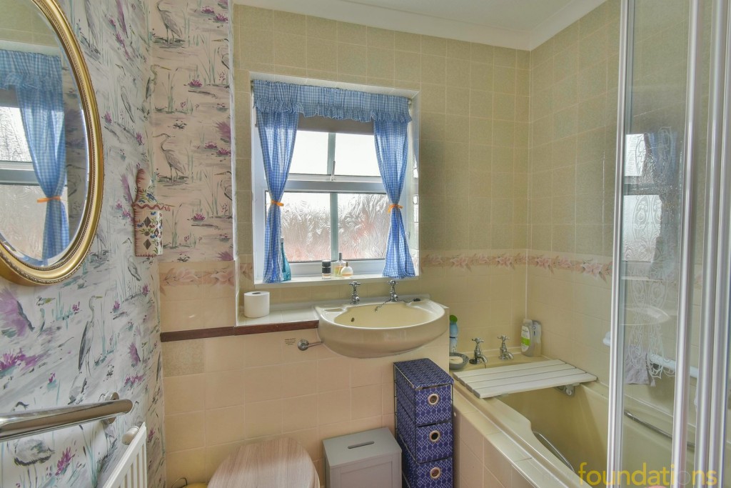 Images for Rotherfield Avenue, Bexhill-on-Sea, East Sussex EAID:3719479022 BID:13173601